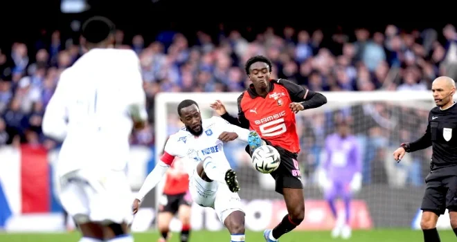 Ligue 1&nbsp;: Henrick Do Marcolino fait ses premiers pas en professionnel au Stade Rennais
