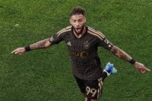 MLS&nbsp;: Denis Bouanga foudroie Orlando City avec un triplé historique en 8 minutes
