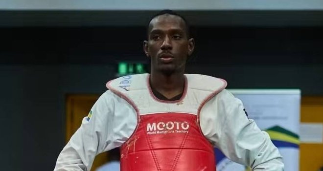 Taekwondo : Moussa Amar Cissé, roi d’Afrique en -74 kg, intègre le top 25 mondial !
Taekwondo : Moussa Amar Cissé, roi d’Afrique en -74 kg, intègre le top 25 mondial !